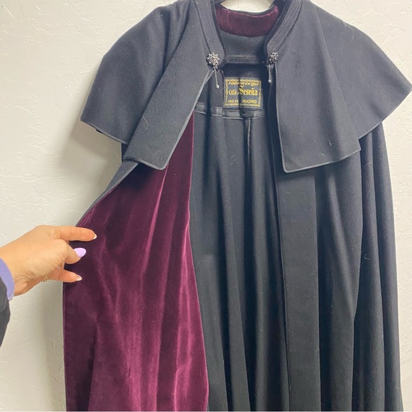 vtg wool cape made in Spain - Picture 4 of 8